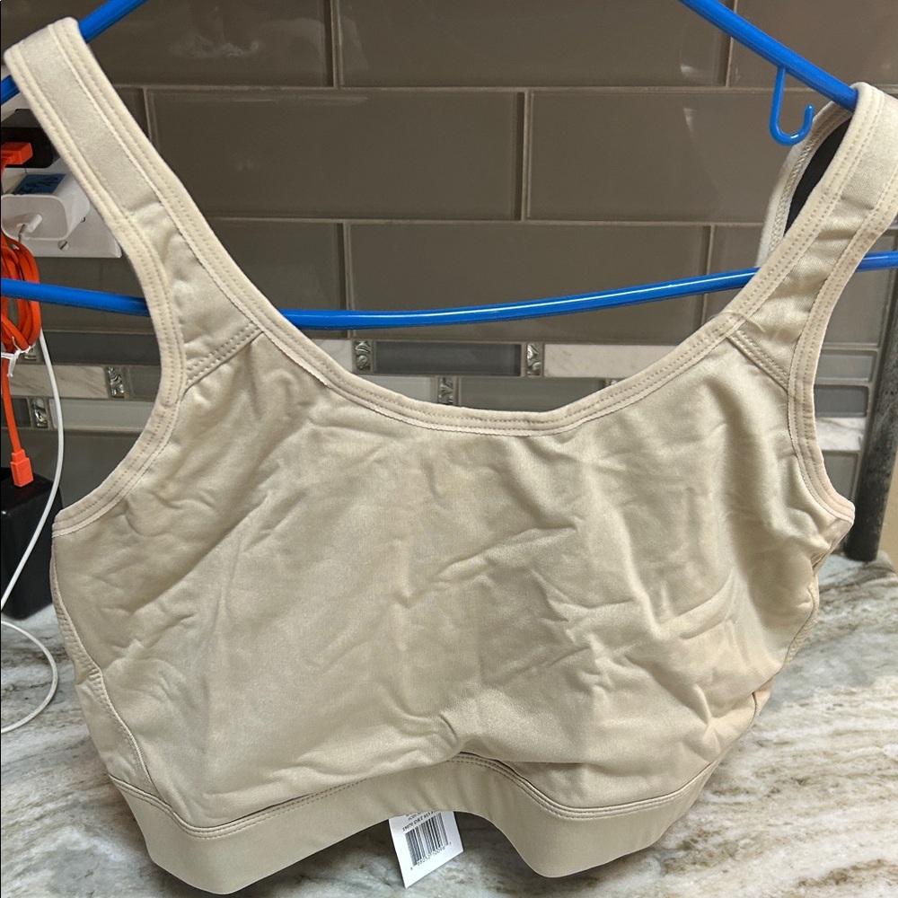 PATAGONIA capiline  WOMANS LIGHT WEIGHT RACERBACK SPORTS BRA TAN NWT XL